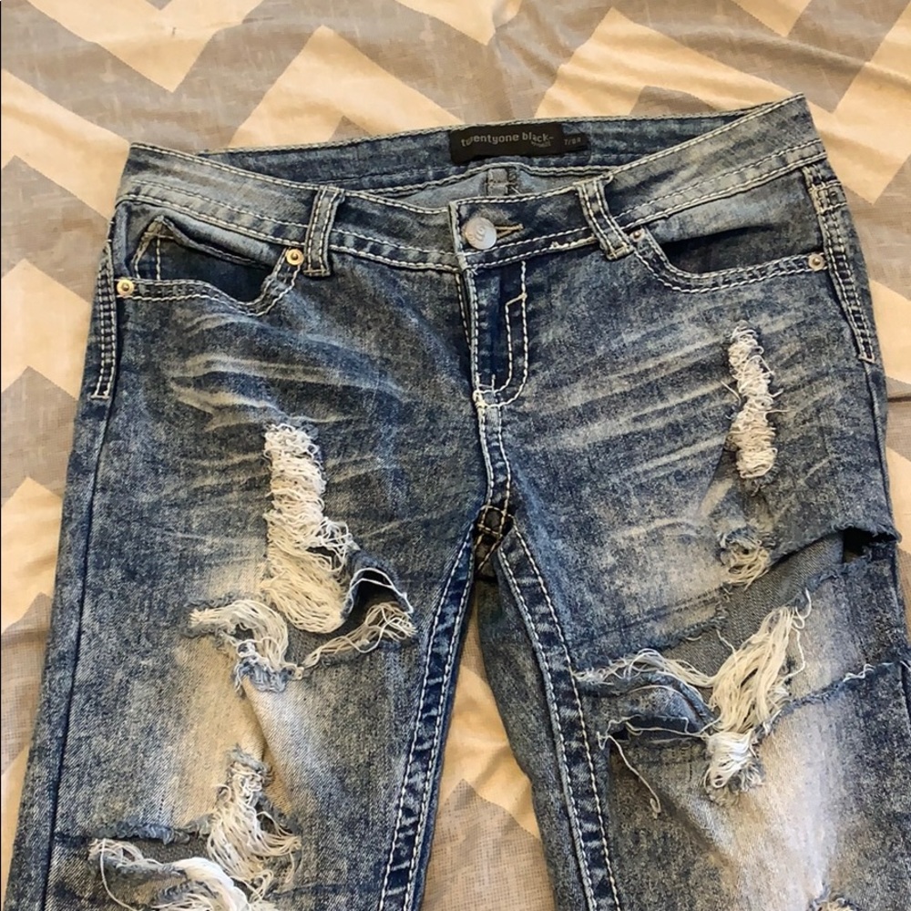 Distressed Acid washed skinny jeans
